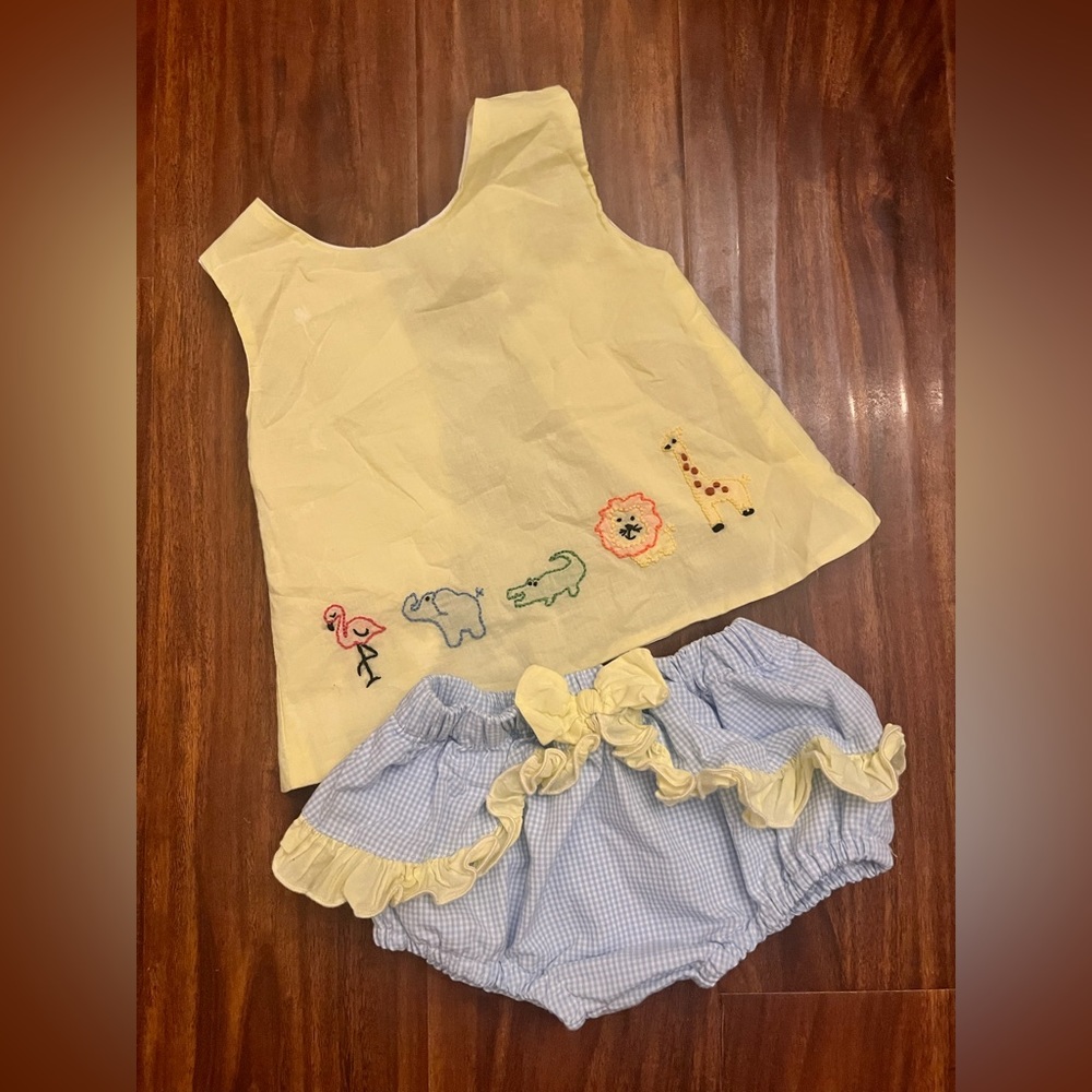 Busy Bees Smocks yellow and blue zoo animal diaper set 6m